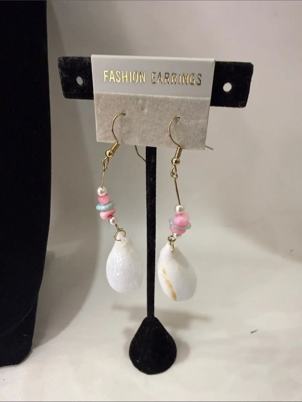 Tropical Pink White Blue Shell Bead Necklace & Matching Pierced Dangle Earrings